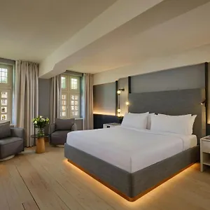 4* Hotel Marriott
